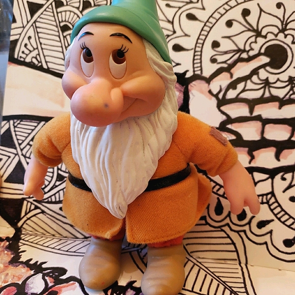 Vintage Disney Toy Snow White Bashful Plush Rubber Doll EUC - Picture 3 of 6